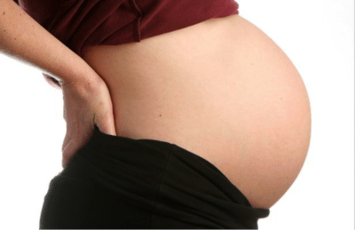 La chirurgie esthétique durant la grossesse, c'est possible ? Quelles sont les contre-indications ?