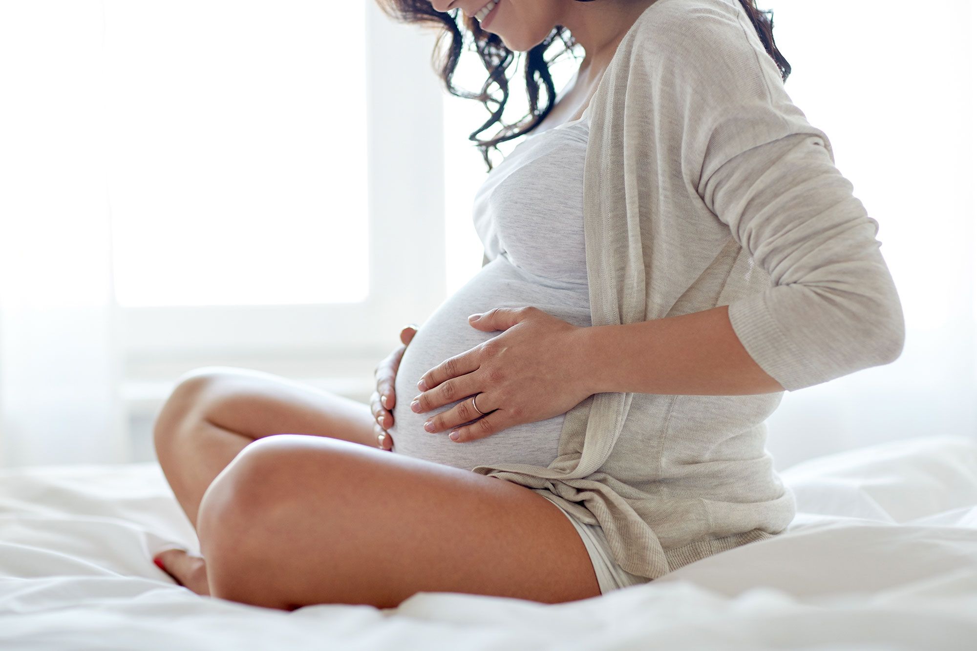 Chirurgie Mammaire et grossesse : quand programmer l’intervention ? | Dr Sarfati