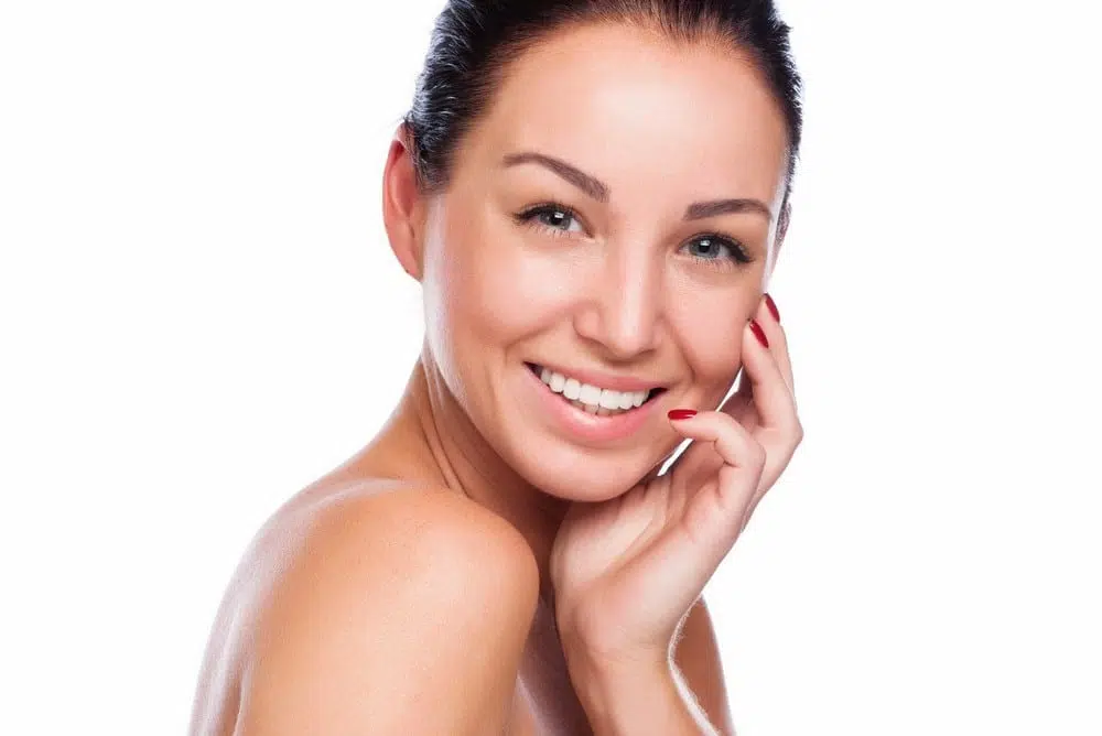 Combien de temps dure un lifting de la face et du cou ? | Dr Sarfati