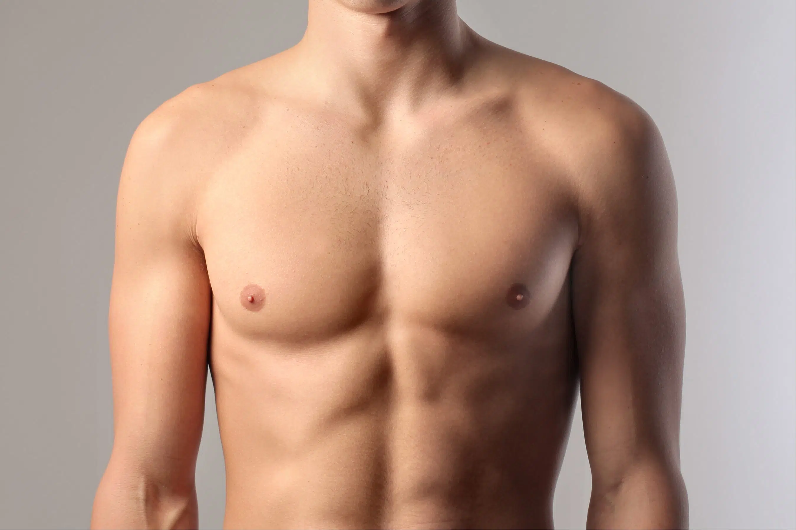 Gynecomastia treatment (adipomastia) in Paris | Dr. B. Sarfati