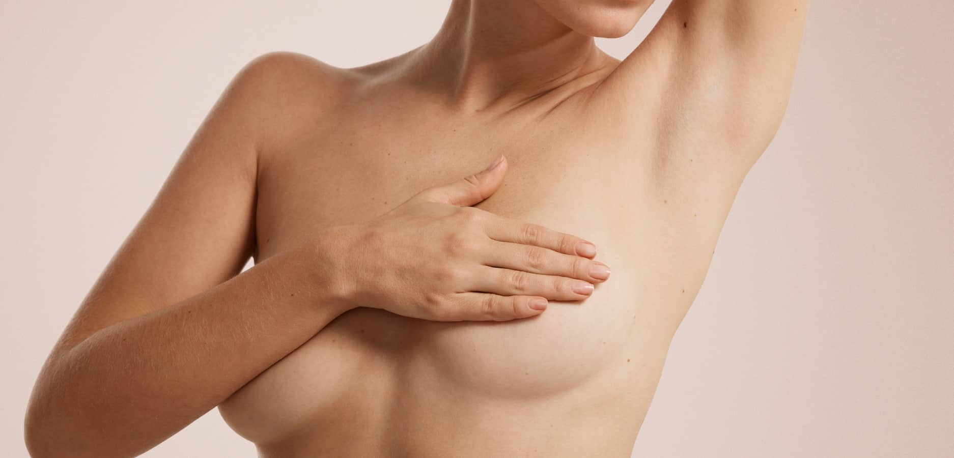 La ptose mammaire est-elle inévitable quand on prend de l’âge ? | Dr Sarfati | Paris
