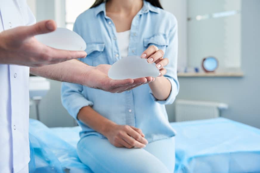 Quels sont les risques de l’augmentation mammaire par prothèses ? Dr — free download